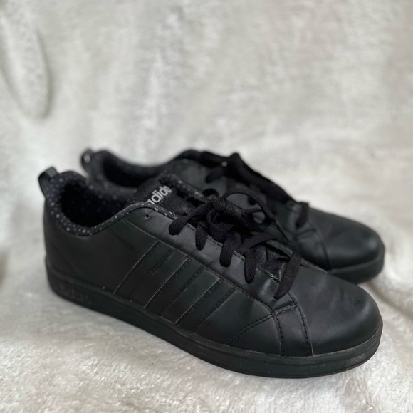 Mens Adidas Neo Label Advantage Clean VS Sneakers Triple Black F76599 - Picture 4 of 10